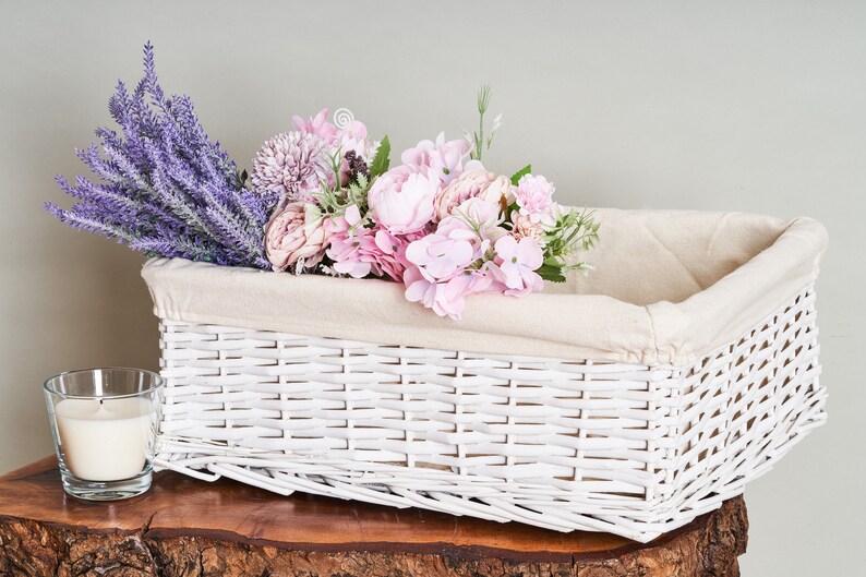 White Wicker Storage Baskets With Cotton Lining bild 4