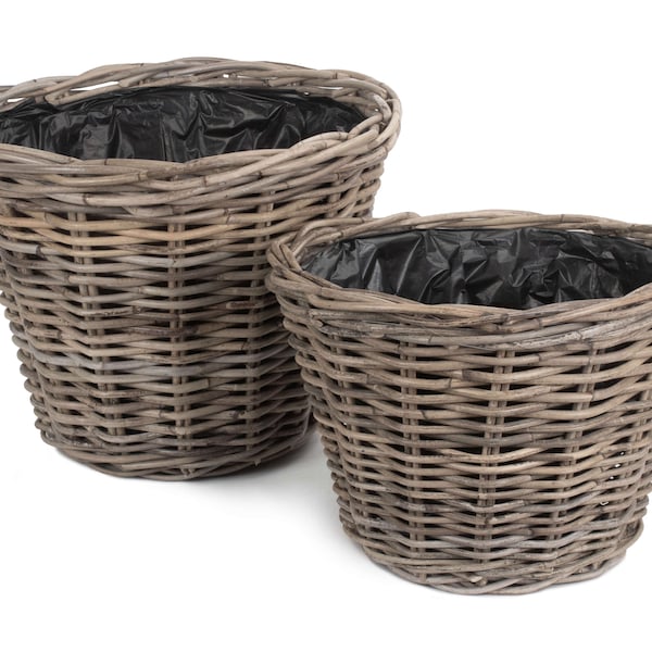 Outdoor Rattan Planters in 2 Sizes - Fully Weather Resistant