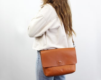 Large Crossbody Messenger Leather Bag, Zippered Laptop Crossbody Bag, Personalized Christmas Gift For Her