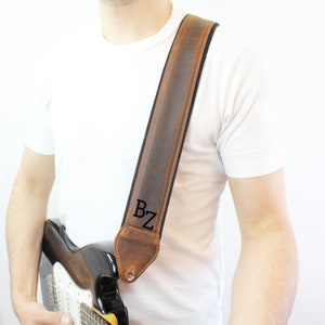 Personalized Leather Guitar Strap / Gift for Musician / Comfortable Strap for Guitarist