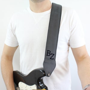 Black leather guitar strap / Personalized gift for musician / Comfortable strap for guitarist