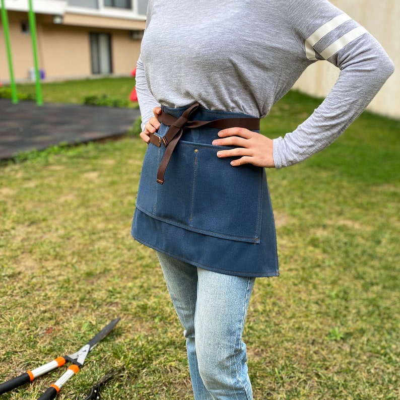 Waxed Canvas Half Apron for Women and Men / Barista Waitress Bartender Apron With Pockets and Towel Holder / Monogramming / Gift for Him image 4