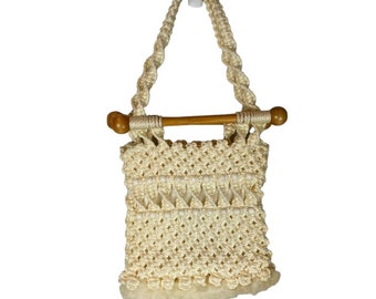 Vintage handmade macrame cream wooden dowel handbag purse boho hippie