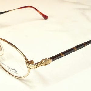 Nya gamla Giorgio Balmain glasögon guld med bruna/beige fusionskalmar och bärnstensfärgade skalmar – Utgångna bågar