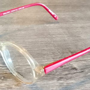 Nya gamla Kenmark Gallery glasögon Rubinröda skalmar Klar rund oval båge