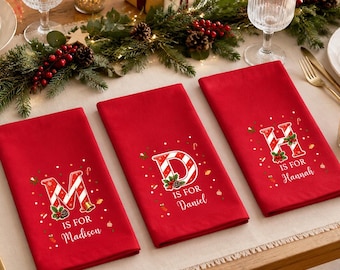 Christmas Napkins with Initial Names, Personalized Lunch Napkins, Holiday Party Table Decor, Hostess Gift for Family, Winter Wedding Decor