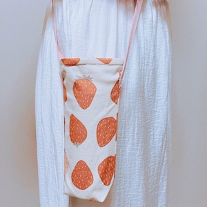 Water Bottle Holder Water Bottle Carrier Hand made bottle carrier School water bottle sling girlie bottle cozy sports cup holder Strawberry