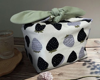 Custom Name Black strawberry insulated lunch bag bento bag, zero waste , Eco Friendly  lunch box cloth School Gift for  women