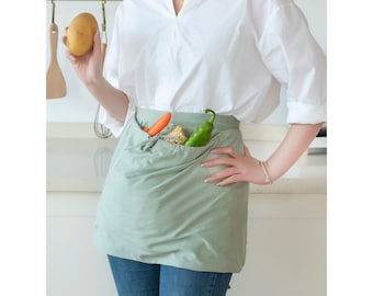 Harvest Apron Gathering Apron, Egg Apron，Cotton Foraging Apron Garden Apron with pockets  Vegetable, Fruit,Christmas gift light green