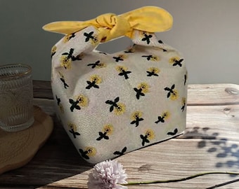Custom Name Daisy embroidered  lunch bag bento bag, zero waste cotton lunch bag,insulated lunch box Christmas gift