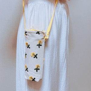 Water Bottle Holder Water Bottle Carrier Hand made bottle carrier School water bottle sling girlie bottle cozy  Daisy Embroidery