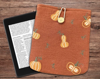 Embroidered pumpkin Kindle Sleeve, Padded Book Sleeve, Book Pouch，Kindle Paperwhite Case, Kindle Oasis Cover, IPad Sleeve, Cute Book Sleeve