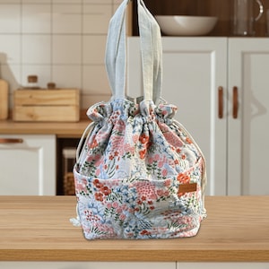 Name Custom Insulated Lunch Bag with drawstring closure, Organizer Bag  Embroidered flora Handbag Travel Bag gift for her