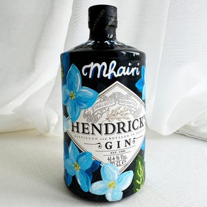 Hand Painted Hydrangea Bottle, Hand Painted Wedding Gift,Hand Painted Occasion Bottle,Floral Painted Bottle, Hand Painted Birthday Bottle