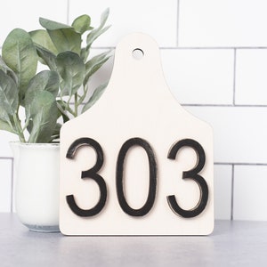 Wooden Ear Tag Sign, Custom Ear Tag, Cattle Tag, Cow Ear Tag, Ranch Sign, Farm Sign, Ear Tag Sign, Wooden Ear Tag