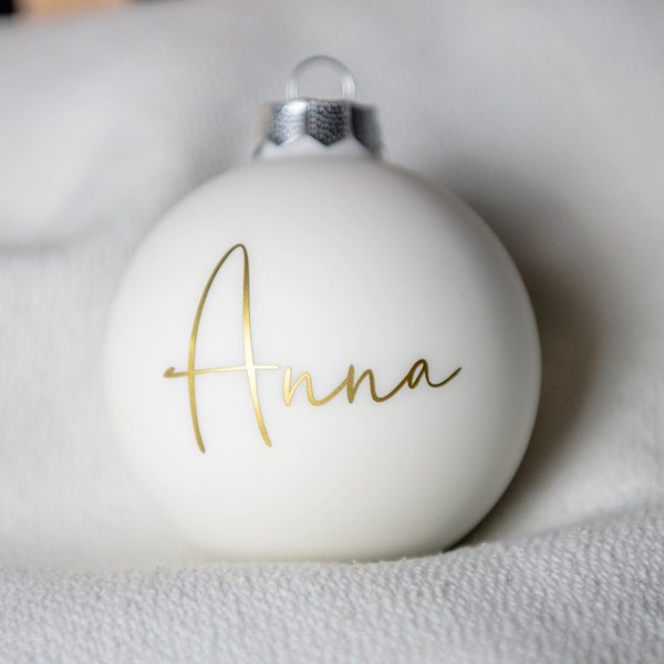 Stilvoll personalisierte Weihnachtskugel in Echtglas, weiß glänzend/matt/silber