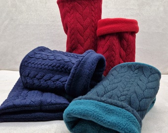 Cuffs/Wrist warmers/Arm warmers / cozy knitted cable look - ideal companions for cold days, handmade