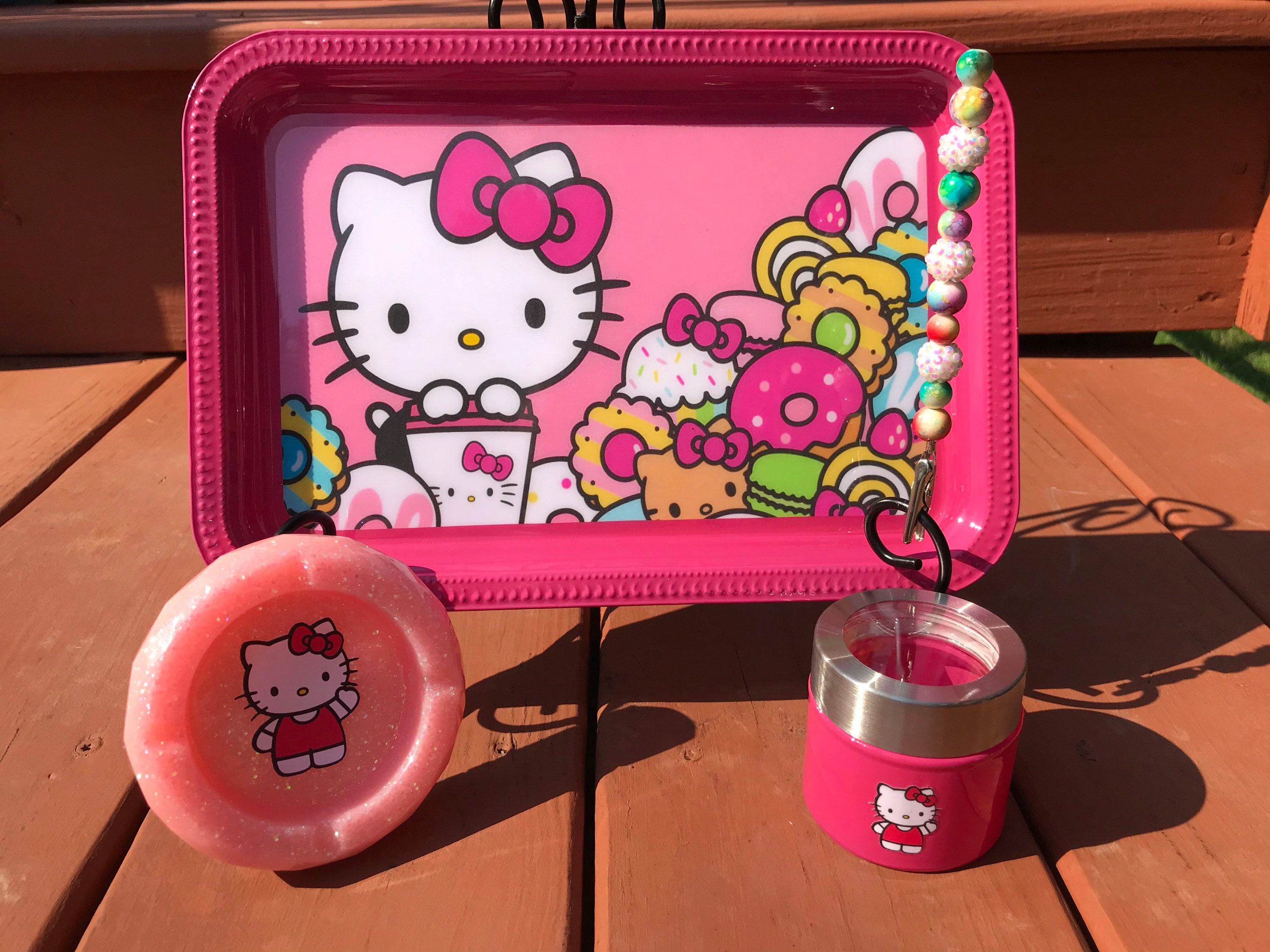 Hello Kitty Rolling Tray – THE QUEENS STASH