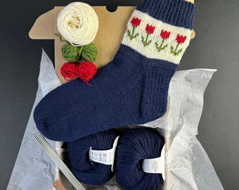 Tulips Socks knitting kit including yarn, needles, step by step tutorial & video Kits for Beginners Single-colored knitted sock set