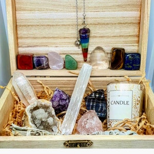 Chakra Crystal Healing Kit with Sage Pendulum Quartz Amethyst Tourmaline Selenite Candle image 1