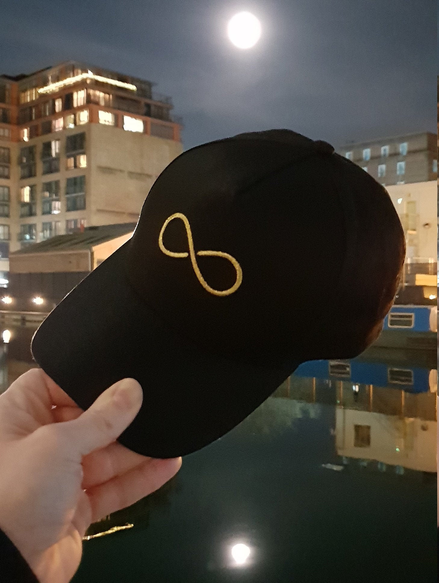 【ILLEDIT】 INFINITY EMBLEM BALL CAP LIGHT BLUE INFINITY EMBLEM BALL CAP LIGHT BLUE
