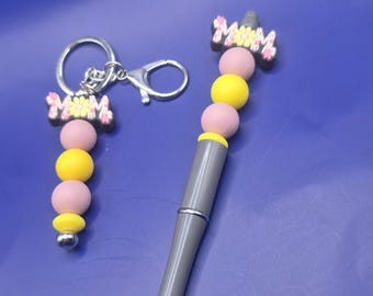 Flower Mama Pen and Keychain Set – Beaded Floral Mom Accessory
