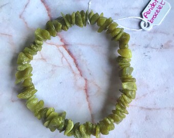 Peridot chip gemstone crystal healing bracelet