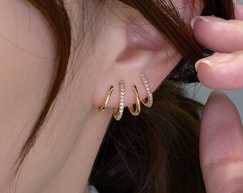 Claw stud earrings, Sterling Silver earrings, Statement earrings, Dainty earrings, Fun earrings, Gift for her