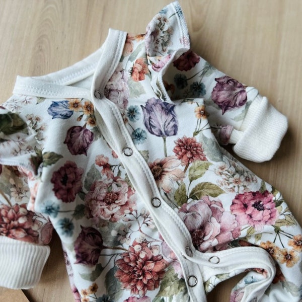 Preemie Baby Clothes, Preemie Girl Clothes, Preemie Boy Clothes, Preemie Coming Home Outfit, Preemie Baby Gift, Premie Baby Girl Clothes