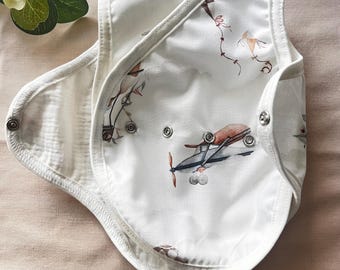 NICU Preemie Bio-Musselin-Wrap: Flugzeug-Print-Outfit