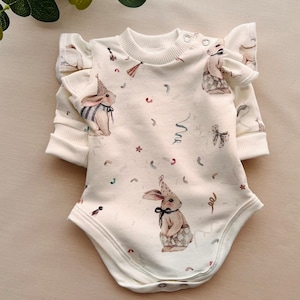 Preemie girl bodysuit,Newborn girl Outfit, Micro Preemie clothes, Reborn doll clothes, Newborn Coming Home Outfit, Baby Girl Outfit
