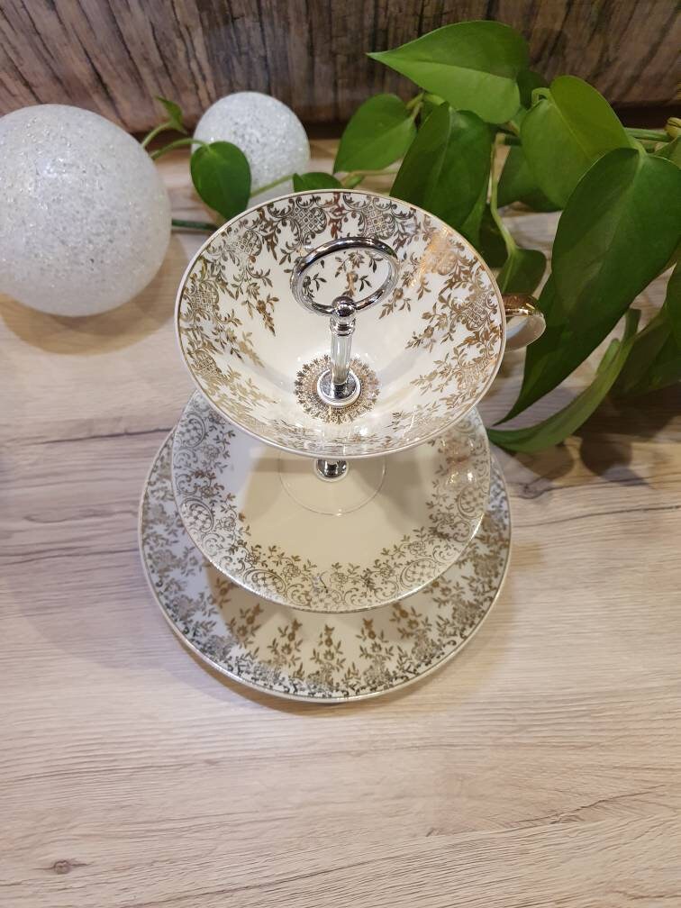 Etagere aus Sammeltassen Upcycling Teller Schüssel Tasse | Etsy