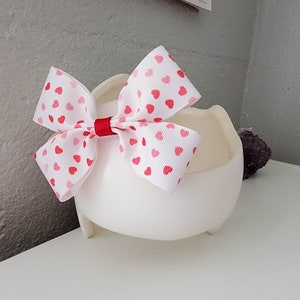 VALENTINES BOWS - Cranial Helmet Bow - Starband Bow - Doc Band Bow