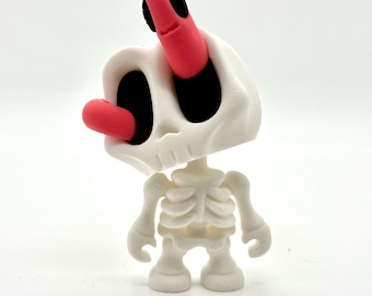 3D Printed Skeleton with Worm: Articulating Fidget Toy.