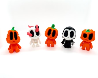 3D Printed Blob Skeleton Grim Reaper, Pumpkins Roten,bumpy ,and clsssic round,and worm skeleton with Cutlery: Articulating Fidget Toy.
