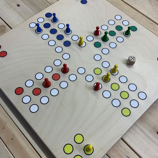 Großes Brettspiel aus Holz 39 x 39 cm l  4 Spieler Art.Nr.: 46503