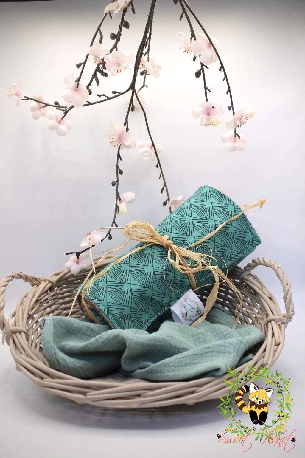 Rouleau d'essuie Tout Lavable | 8 Feuilles Soit 4Euros/Feuille - Vert Japonais Collection Géométriqu