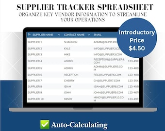 Op de afbeelding: Een laptopscherm toont een leverancierstracker spreadsheet met leveranciersinformatie. De spreadsheet bevat kolommen voor leveranciersnaam, contactnaam en e-mail. De afbeelding bevat ook de tekst "Auto-Calculating" en "Instant Google Sheets."