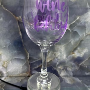 Personalized Glitter Stem Wine Glass – 20oz Custom Glass
