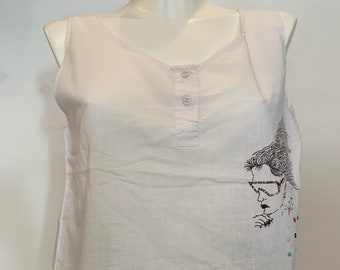 Dode voorraad witte tanktop met dame zonnebril en haar golvende haar! Maat M. Prijs 20euro.