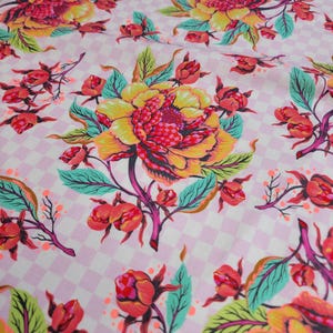 Untamed | Tula Pink | Peony for Your Thoughts - Lunar | Tula Pink | Free Spirit Fabrics
