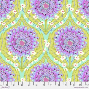 Untamed | Tula Pink | Daisy and Confused - Nova | Tula Pink | Free Spirit Fabrics