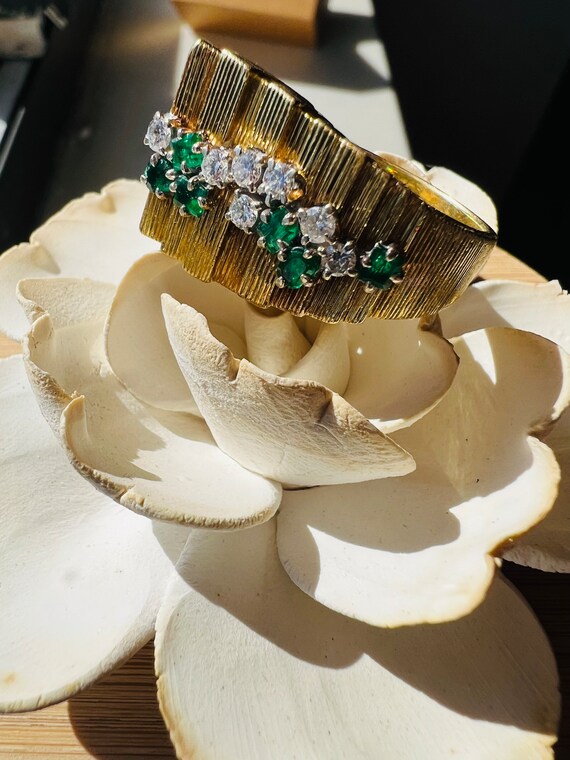 Vintage 18k yellow gold emerald and diamond yello… - image 2