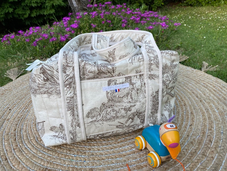 Sac à langer matelassé en toile de coton imprimée Jouy image 3