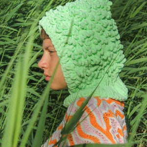 Super Chunky Balaclava hat in pear green