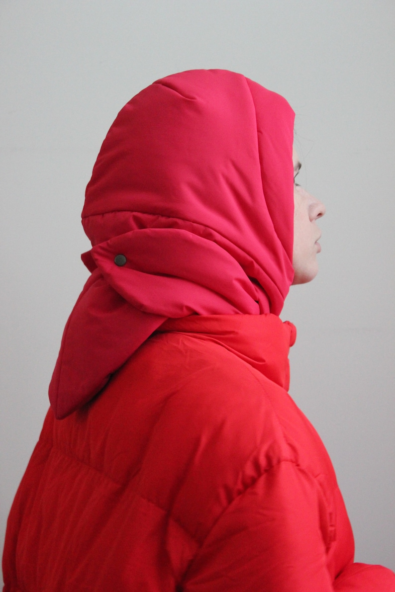PILLOW Puffer HEADSCARF in scarlet red scarf quilted shawl puffer, fashion shawl 2022-23, fashion shawl babyska style Quilted Headscarf image 5