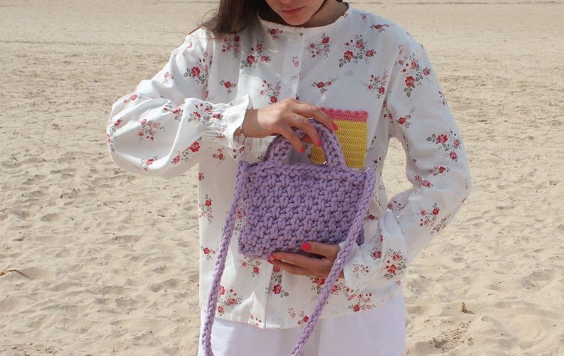 Сoarse knitted crossbody bag in lilac lavender , tote bag image 1