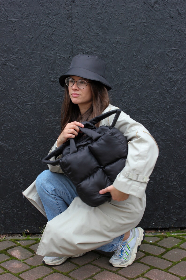 PILLOW Puffer bag in charcoal black,Padded Super Puffer Oversize Tote Shopper Bag Shoulder Bag Quilted Bag image 3