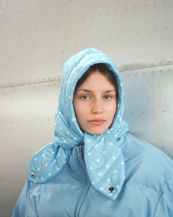 PILLOW HEADSCARF - Balaclava in Baby Blue & White Polka Dots  display picture 3