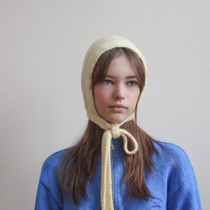 Hand-knitted Adult Bow Tie Bonnet hat in Light Yellow image 4